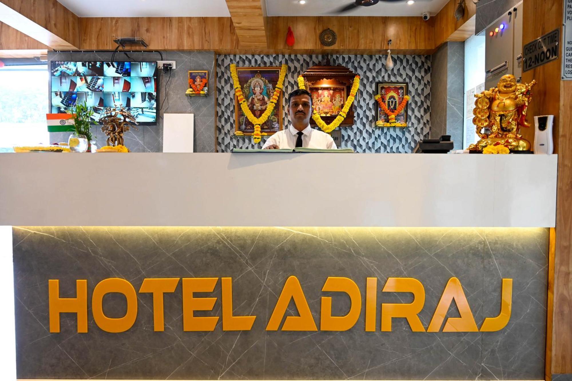 Hotel Adiraj Residency à Navi Mumbai Extérieur photo