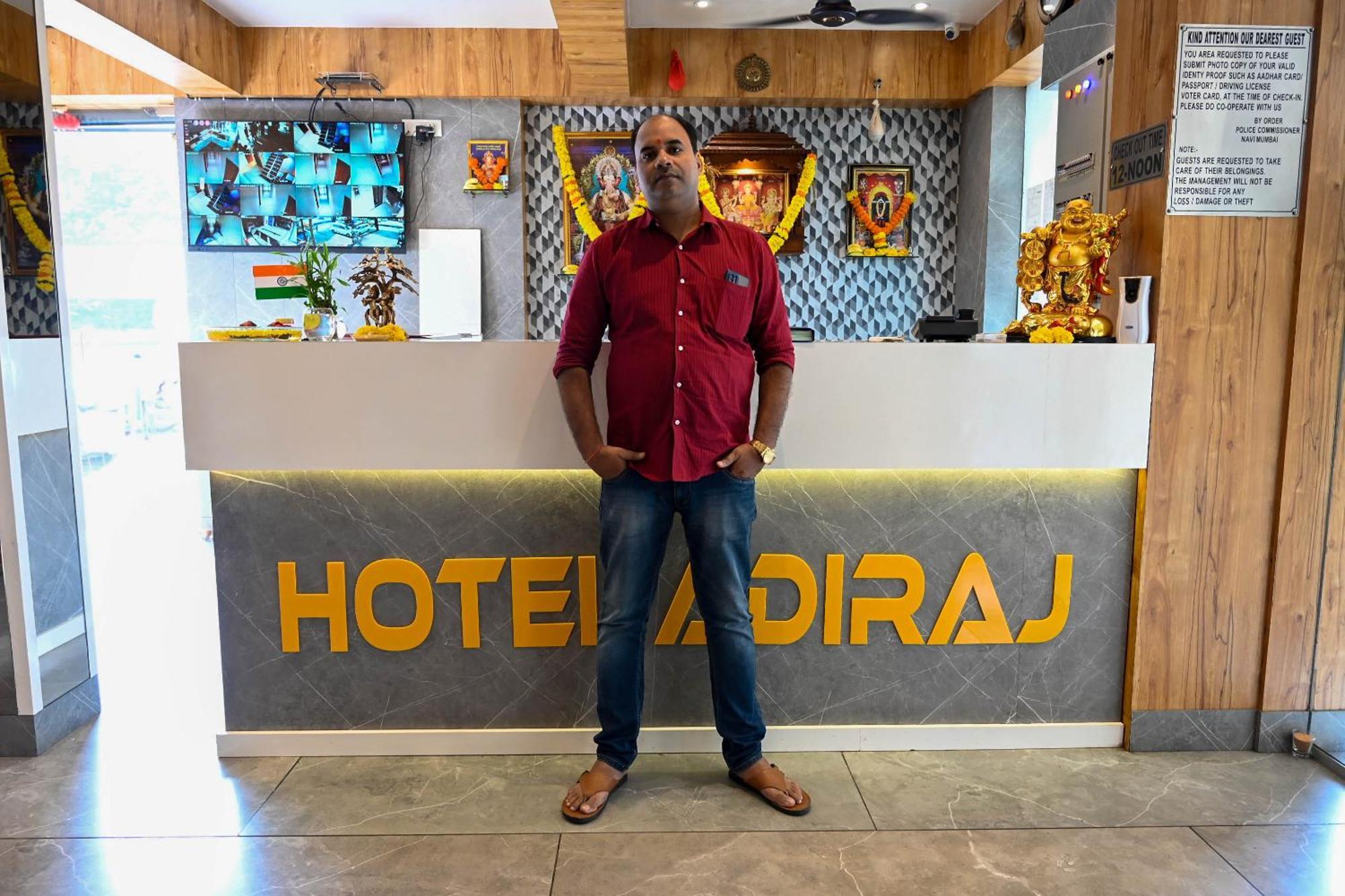 Hotel Adiraj Residency à Navi Mumbai Extérieur photo