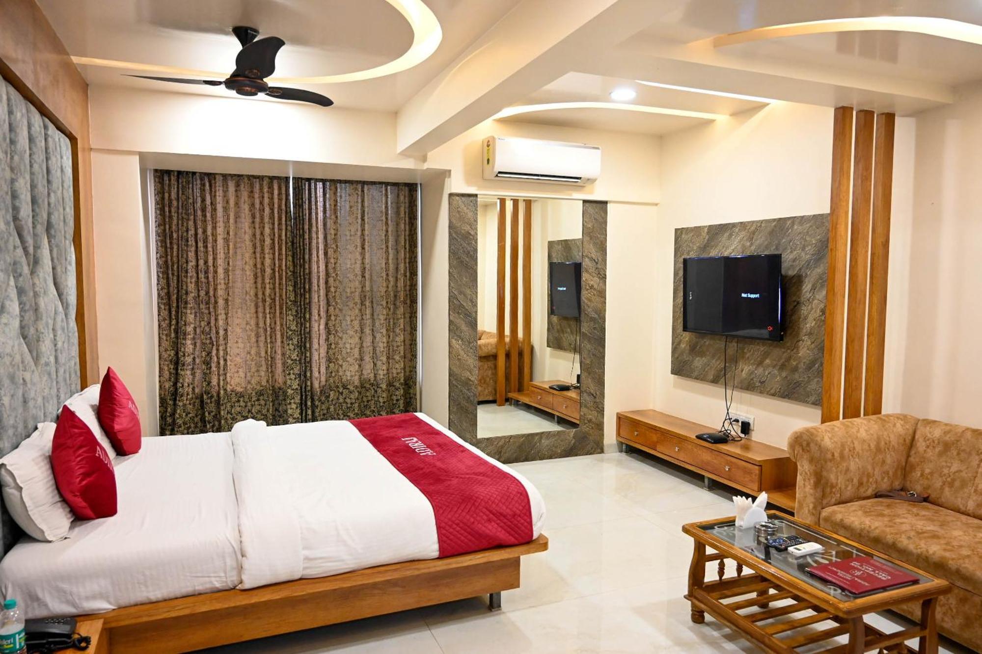 Hotel Adiraj Residency à Navi Mumbai Extérieur photo